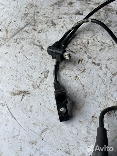 Датчик абс передний правый mercedes w213