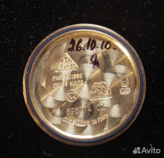 Женские золотые часы Omega