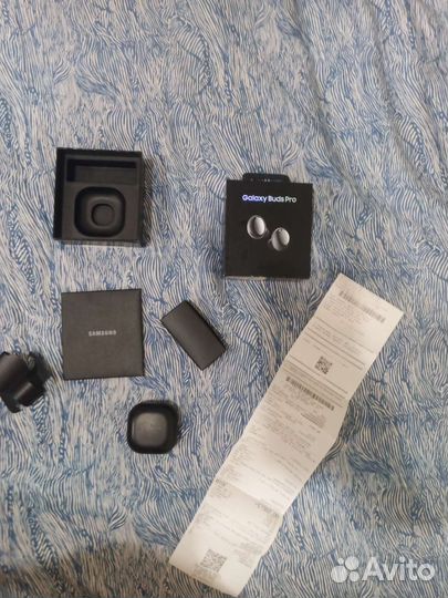Продам наушники Galaxy Buts Pro