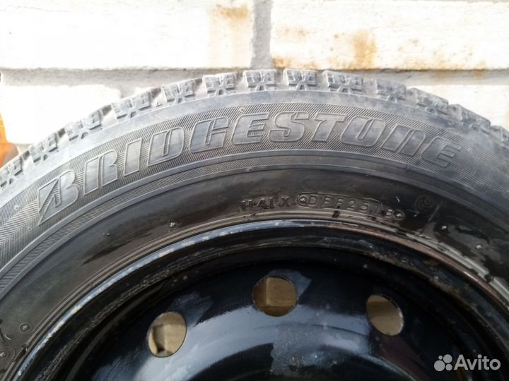 Bridgestone Blizzak Revo GZ 185/65 R15 S