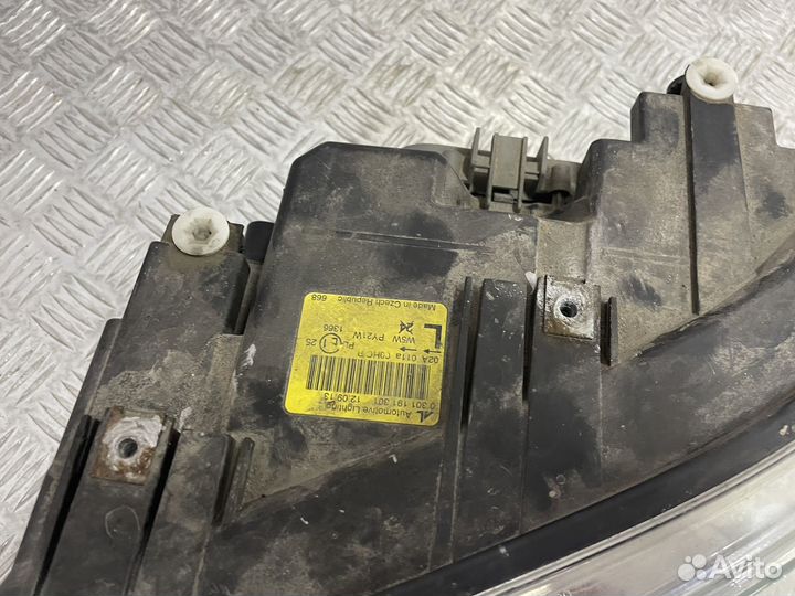 Фара WV Transporter 5