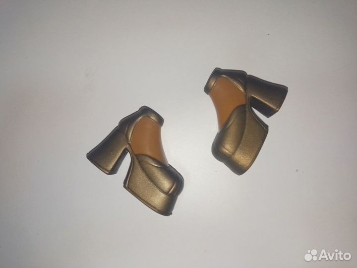 Обувь от Bratz саши