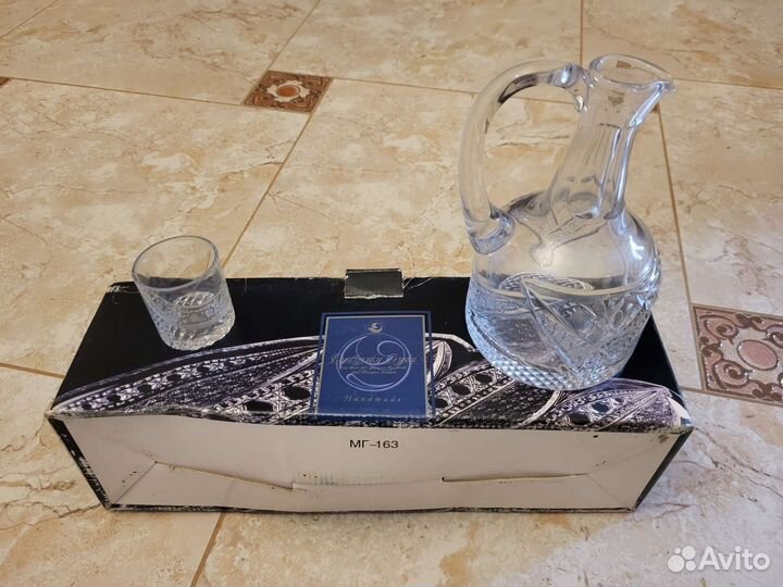 Сервиз чайный, кофемолка, соковыжималка