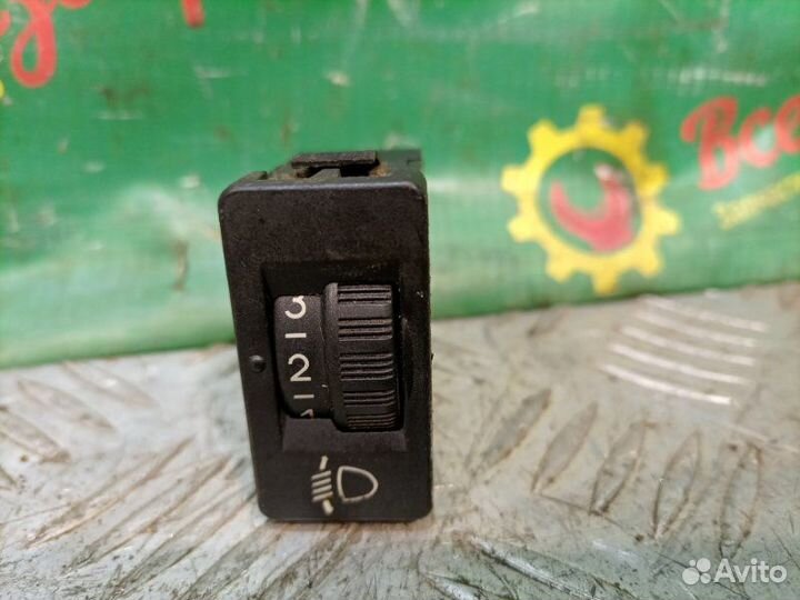 Кнопка регулятора наклона фар Peugeot Partner