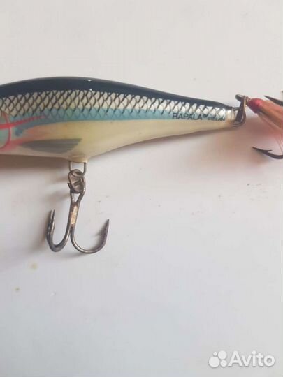 Набор блёсен,воблеров и поплавки