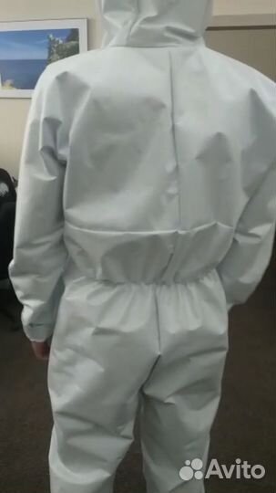 Защитный комбинезон медицинский многоразовый
