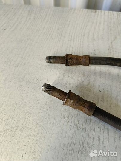 Шланг тормозной передний Ford Focus 2