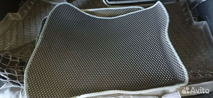 Коврики эва 3 D с бортиками для Форд Эксплорер 5