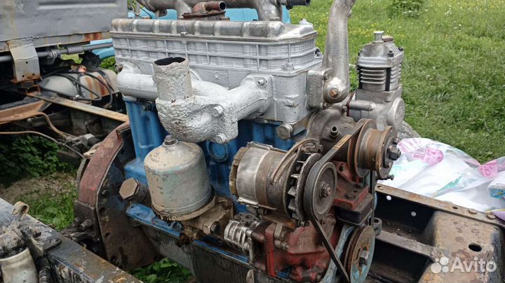 Двигатель D240 дизель