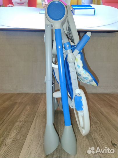 Стульчик для кормления chicco