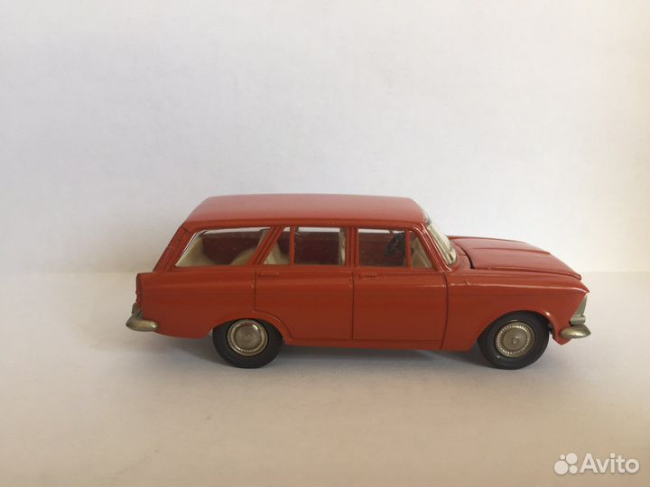 Модель автомобиля Москвич 426 А3