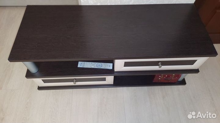 Тумба под тв