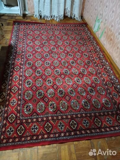 Ковер шерстяной