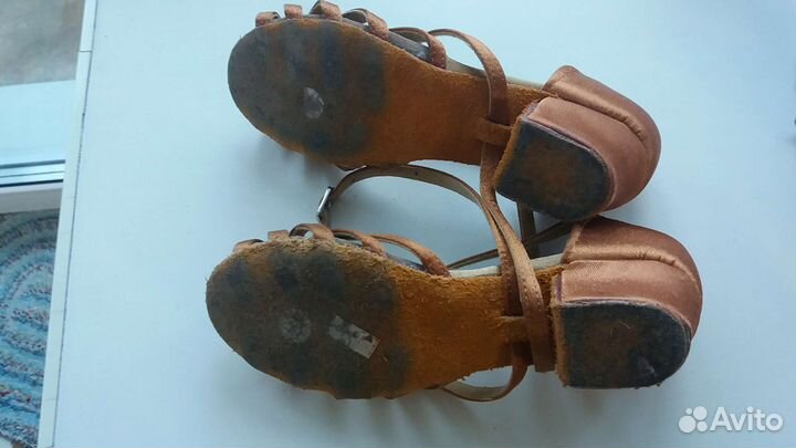 Туфли для занятий бальными танцами для девочки