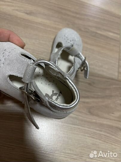 Сандалии для девочки 19 размер котофей серебряные