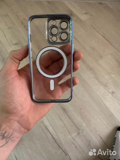 Чехол на iPhone 13 pro