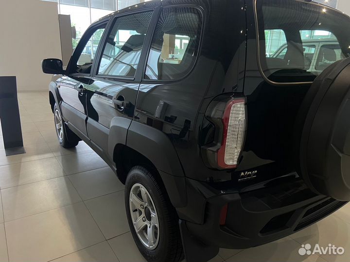 ВАЗ Niva Travel 1.7 МТ, 2024, 4 км