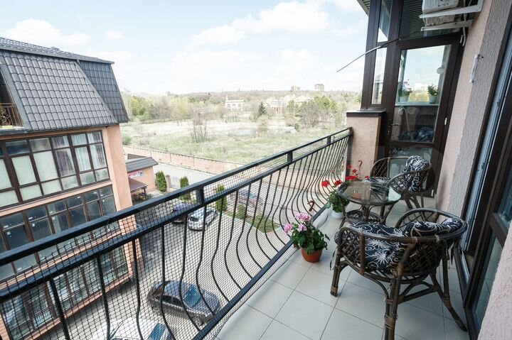 1-к. квартира, 55 м², 4/4 эт.