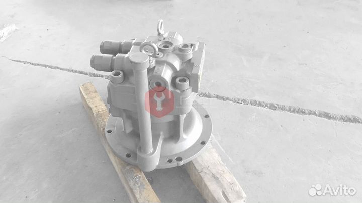 Гидромотор поворота Hitachi ZX200-5 4610138