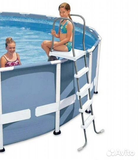 Лестница Intex для бассейнов с площадкой, 132 см