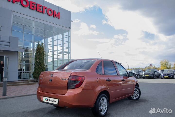 LADA Granta 1.6 МТ, 2015, 108 953 км