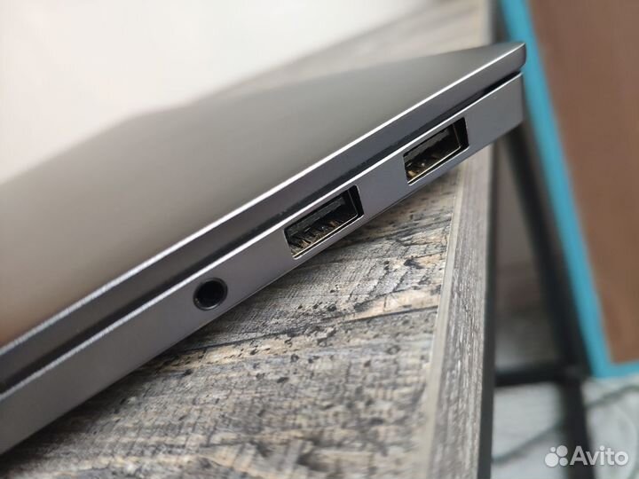 Honor MagicBook Pro 16