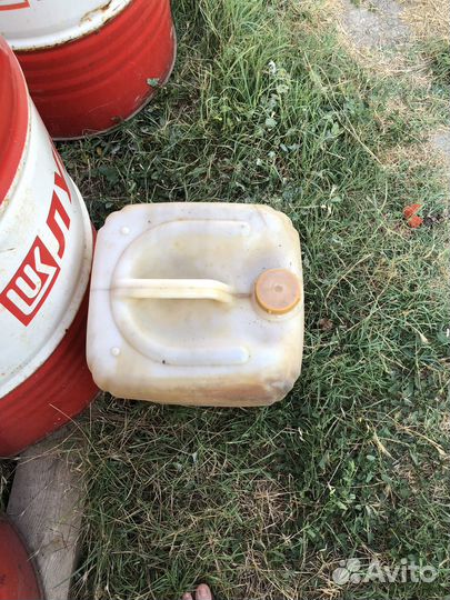 Бочка металлическая 200ли15 шт канистр 500 р