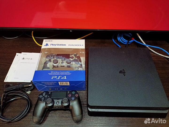 Sony PS4 Slim 2геймпада+игры