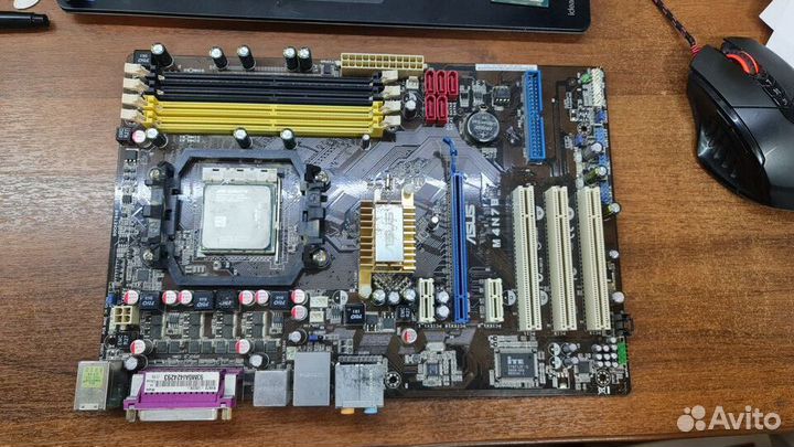 Asus M4N78 (AM2+,DDR2)