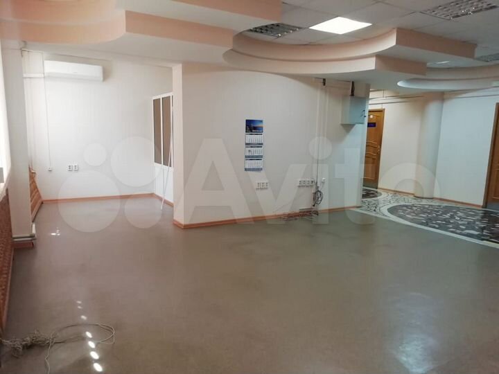 Псн/офис/торговля, 642 кв.м. (г. Астрахань)