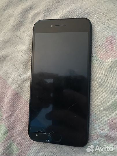 Телефон iPhone 7 32gb
