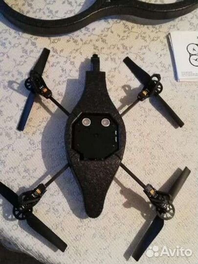 Дрон Квадрокоптер AR.Drone