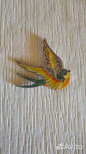 Брошь ручной работы 