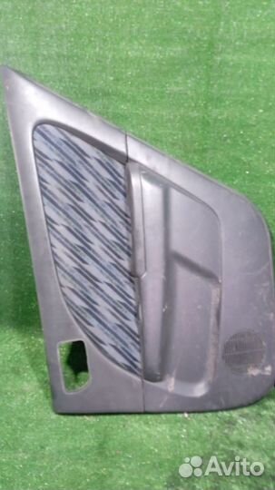Обшивка двери Toyota Caldina