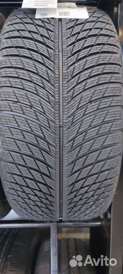 Michelin Pilot Alpin 5 295/30 R21