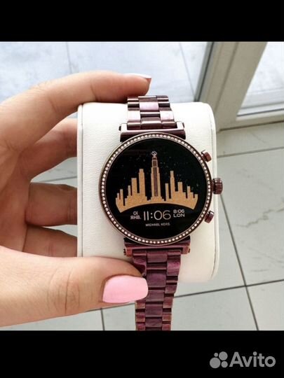 Смарт часы michael kors