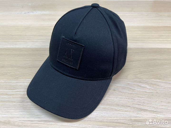 Кепка Armani черная