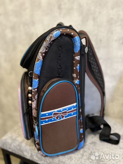 Ранец школьный Hummingbird