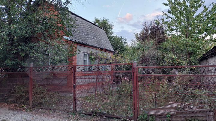 Дом 40 м² на участке 4 сот.