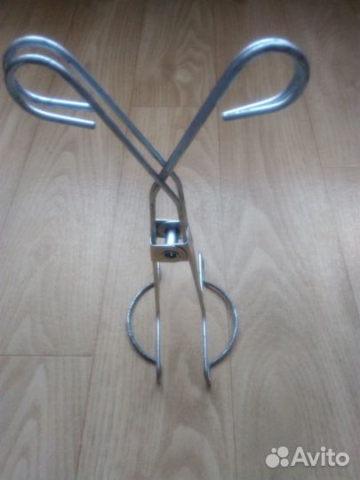 Захват щипцы для банок