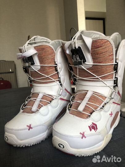 Сноубордические ботинки