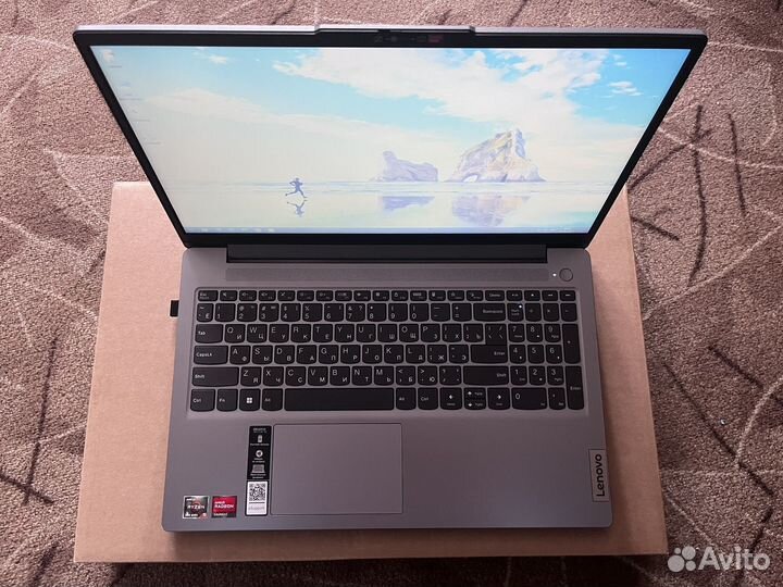 Lenovo ideapad slim 3 15amn8