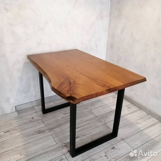 Столы и стулья для кафе и баров