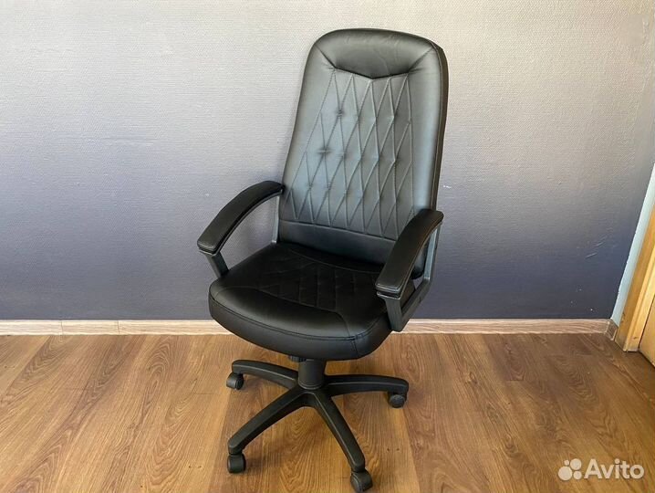 Компьютерное кресло