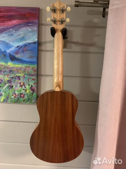 Укулеле гавайская гитара тенор