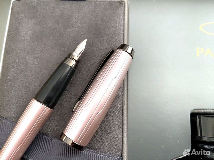 Ручка перьевая Parker + чернила в коробке