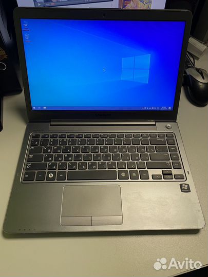 Ноутбук Samsung 530u