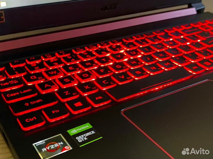 Игровой ноутбук Acer Nitro GTX1650/R5/SSD