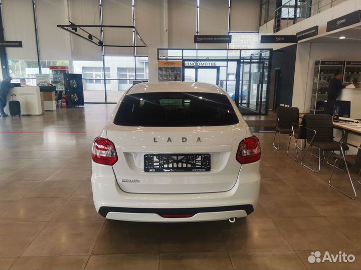 LADA Granta, 2023