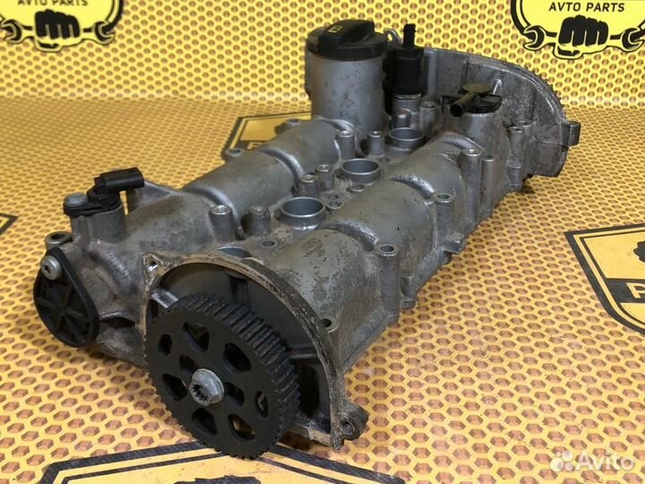 Крышка клапанов головки блока Volkswagen Polo